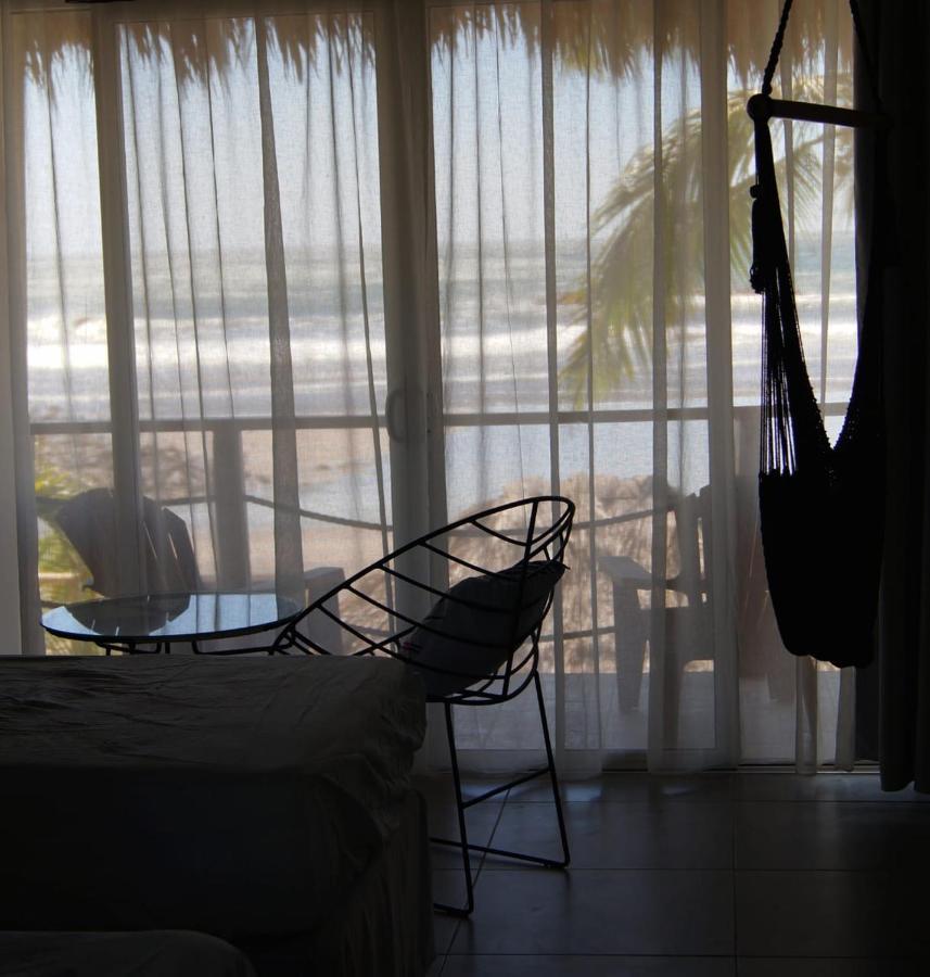 Alive Beach House Transito Exterior photo