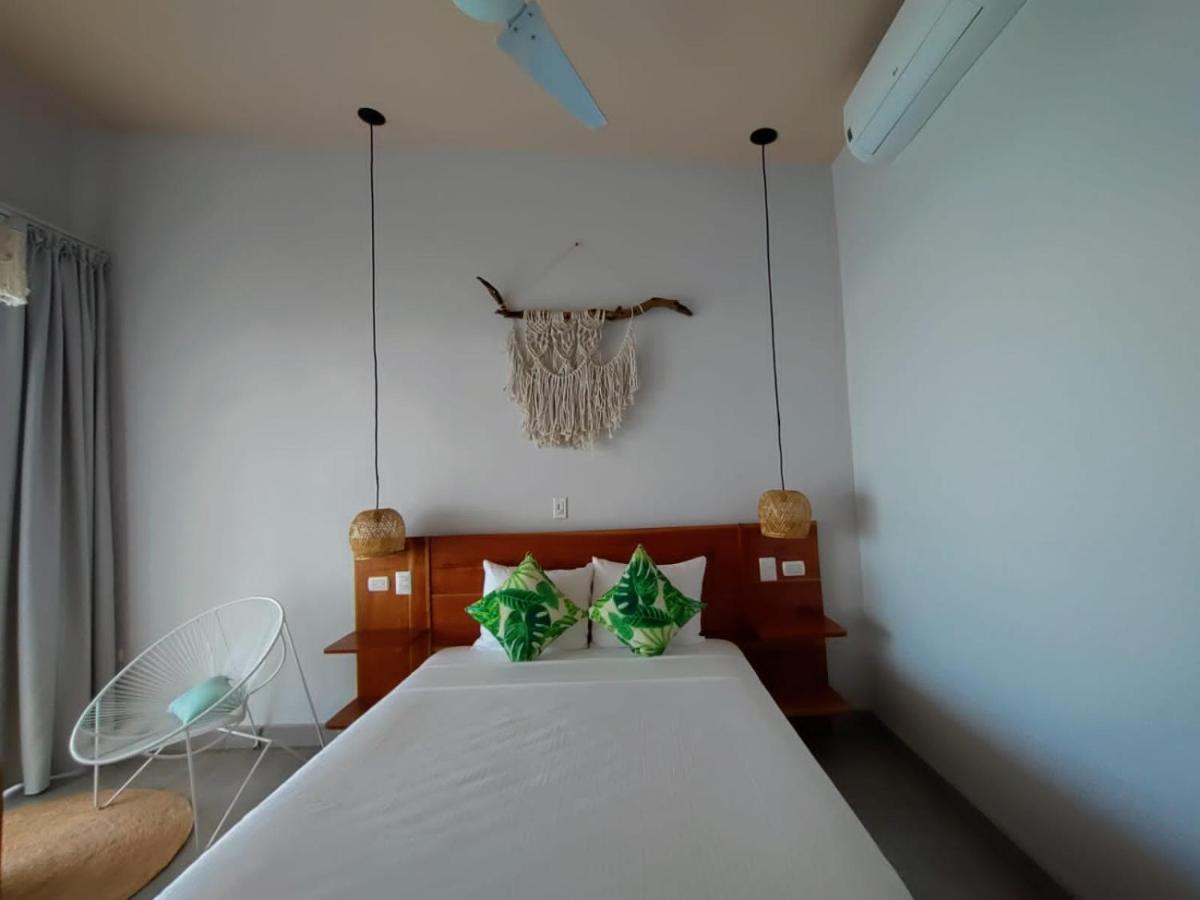 Alive Beach House Transito Exterior photo