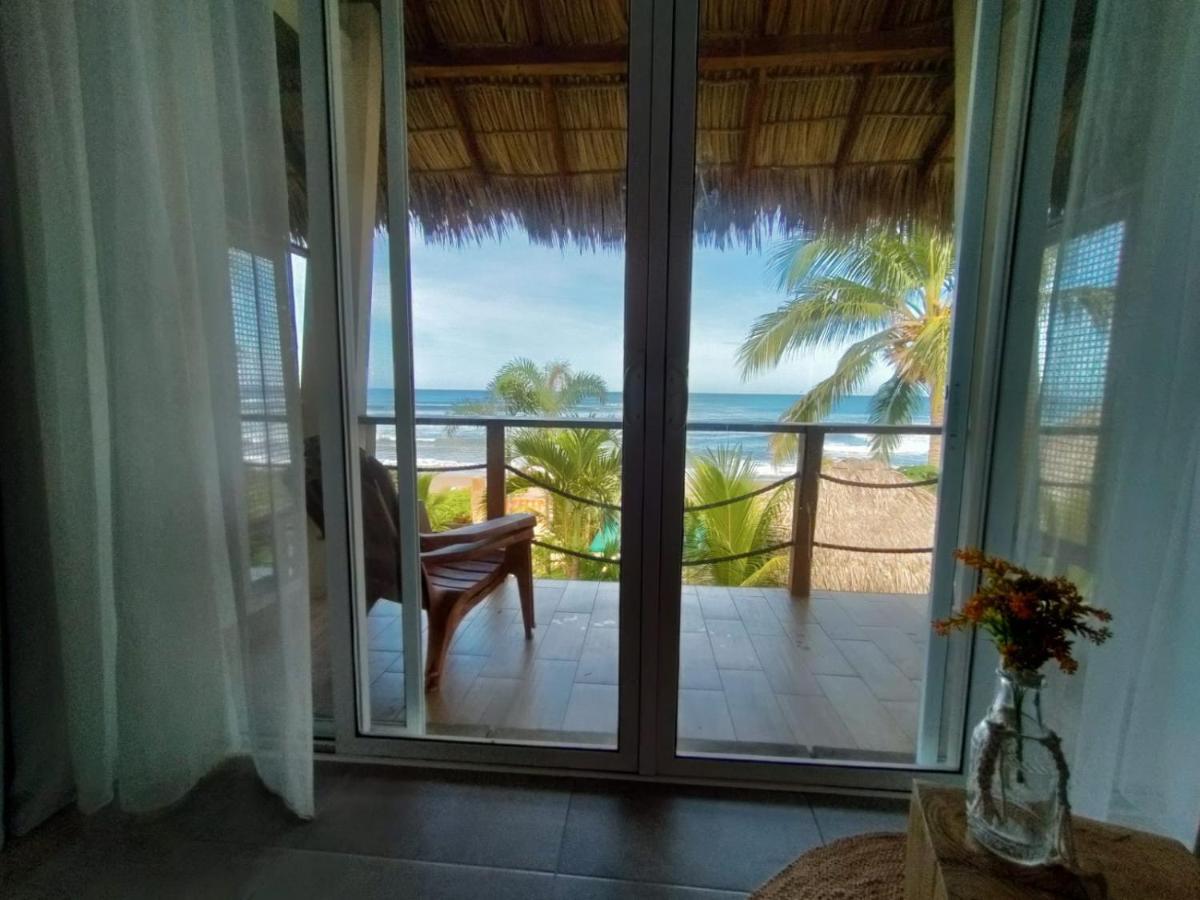Alive Beach House Transito Exterior photo