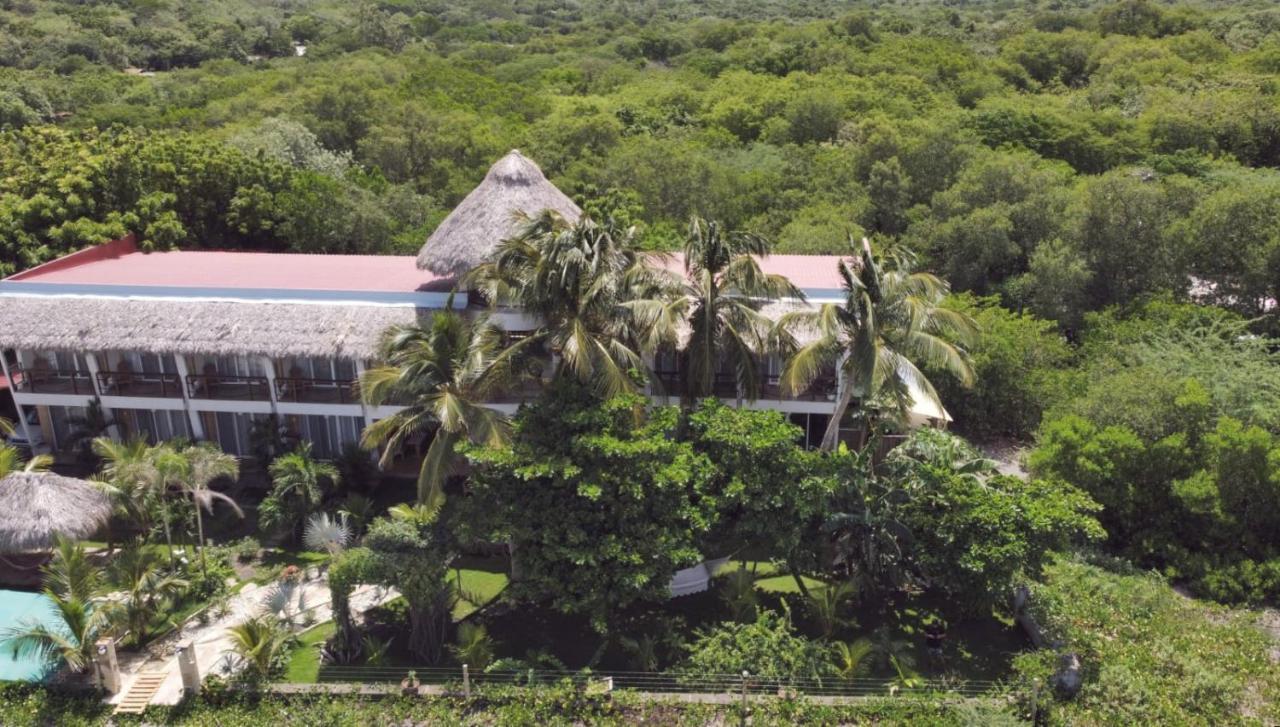 Alive Beach House Transito Exterior photo