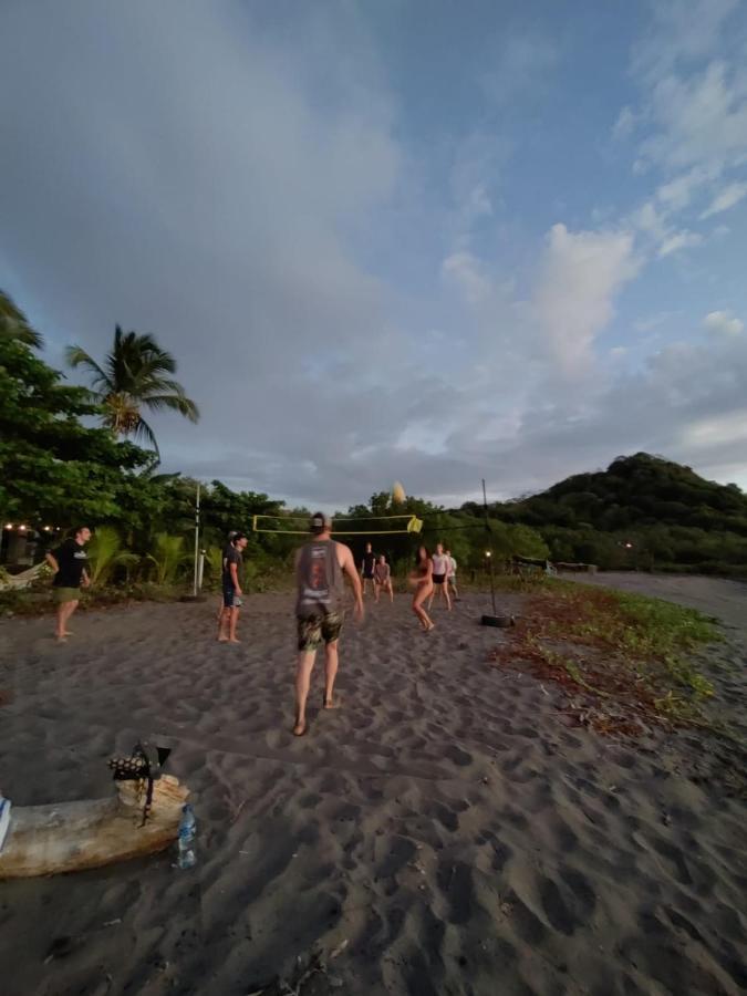 Alive Beach House Transito Exterior photo