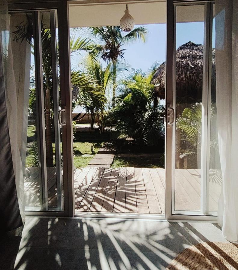 Alive Beach House Transito Exterior photo